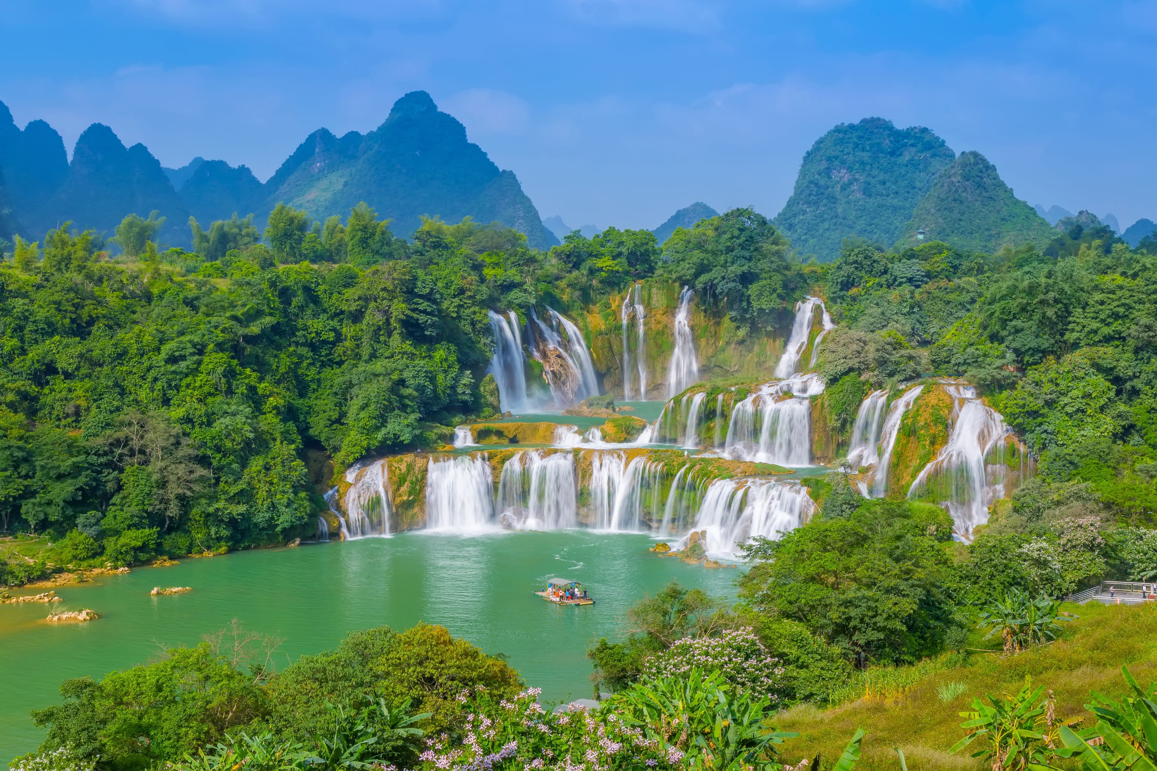 Gìn giữ bản sắc - Kết nối tương lai